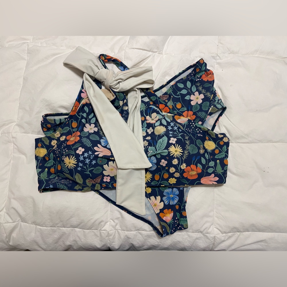 Summersalt Floral binkini side stroke top with bow